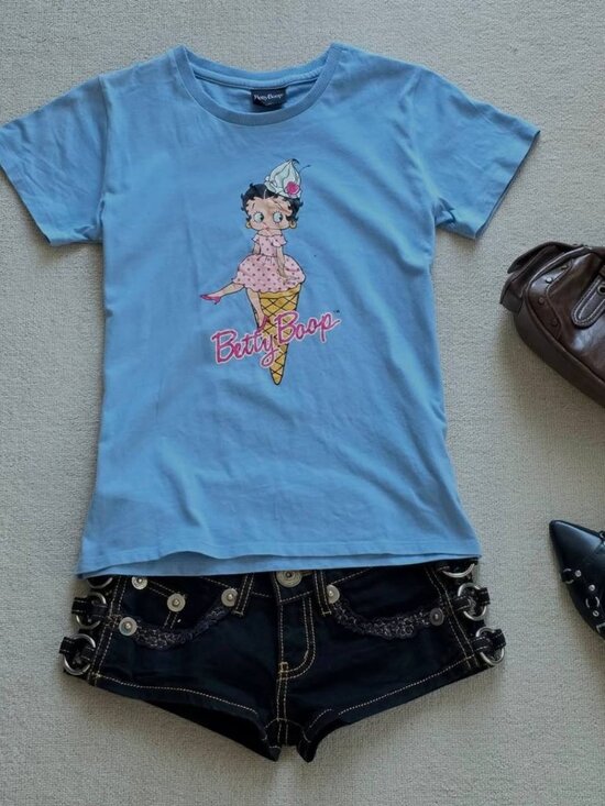 Tops - Betty Boop Graphic Blue T-Shirt